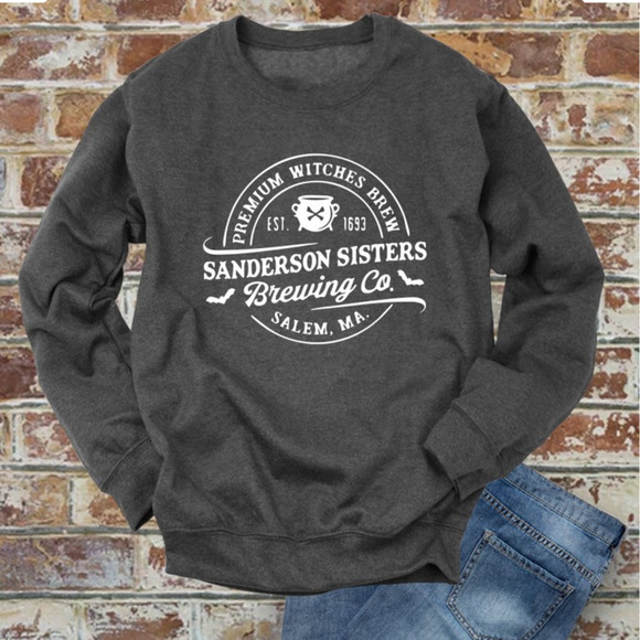 Sanderson Sisters Sweatshirt SMALL Fleece Oversize Hocus Pocus Halloween NEW - Picture 1 of 7